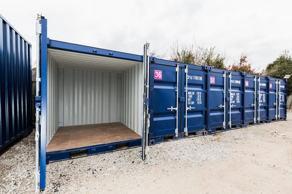 RENTING STORAGE - CONTAINER TYPE OF STORAGE